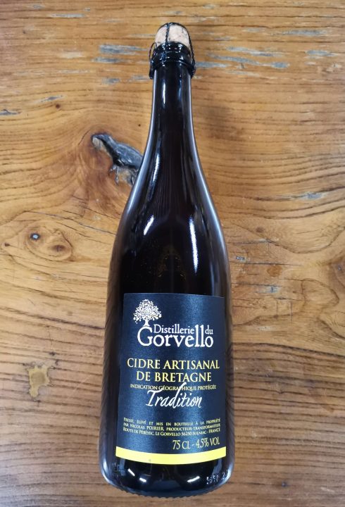 cave-nantes-tradition-cidre-artisanal-de-bretagne-bio-distillerie-du-gorvello