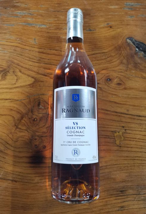 cave-nantes-cognac-vs-selection-raymond-ragnaud