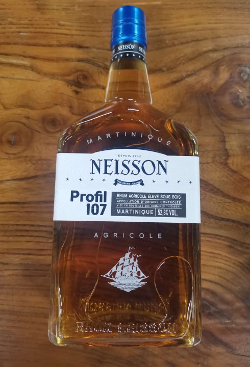 cave-nantes-neisson-profil-107-rhum-agricole-eleve-sous-bois-de-martinique