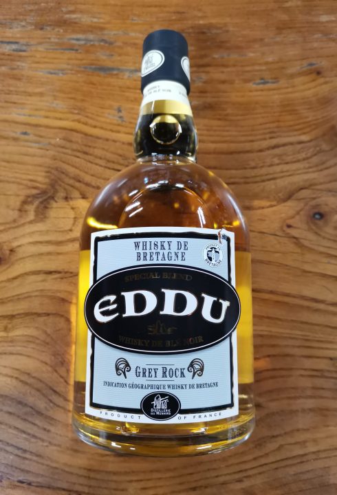 cave-nantes-eddu-grey-rock-whisky-breton