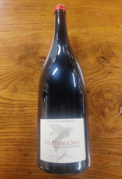 cave-nantes-saint-nicolas-de-bourgueil-les-perruches-2017-magnum-gerald-vallee