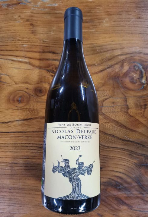 cave-nantes-macon-verze-domaine-nicolas-delfaud