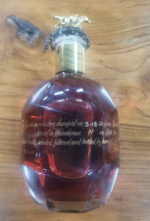 cave-nantes-blantons-gold-edition-kentucky-straight-bourbon-whiskey