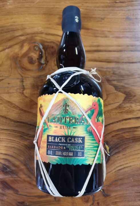cave-nantes-planteray-rum-black-cask-barbade-trinite-et-tobago